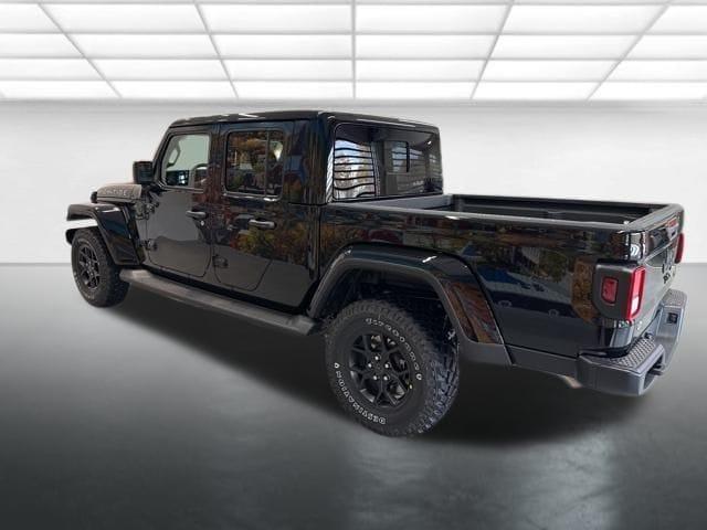 new 2025 Jeep Gladiator car, priced at $45,660