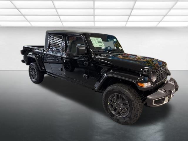 new 2026 Jeep Gladiator car, priced at $48,630
