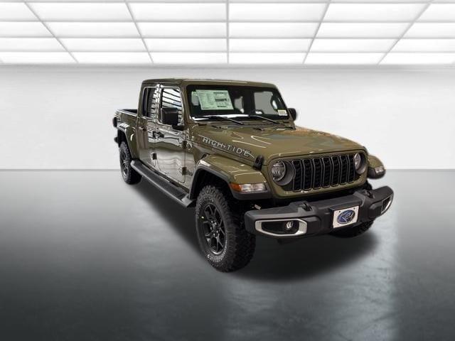 new 2025 Jeep Gladiator car, priced at $45,660