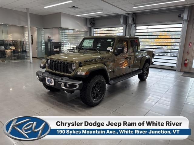 new 2025 Jeep Gladiator car, priced at $45,660