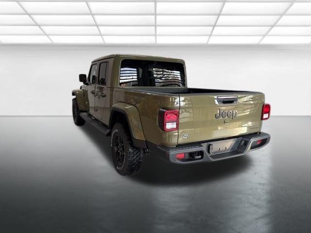 new 2025 Jeep Gladiator car, priced at $45,660