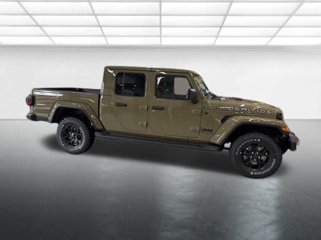 new 2025 Jeep Gladiator car, priced at $45,660