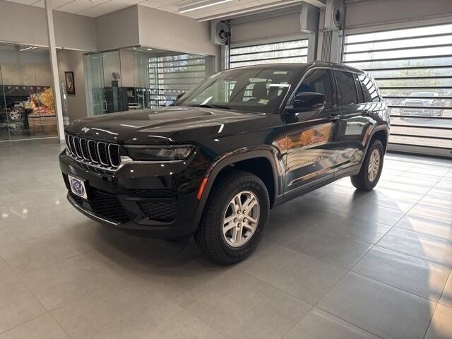 new 2025 Jeep Grand Cherokee car, priced at $39,165