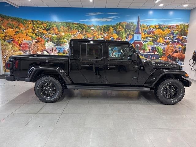 new 2025 Jeep Gladiator car, priced at $49,145