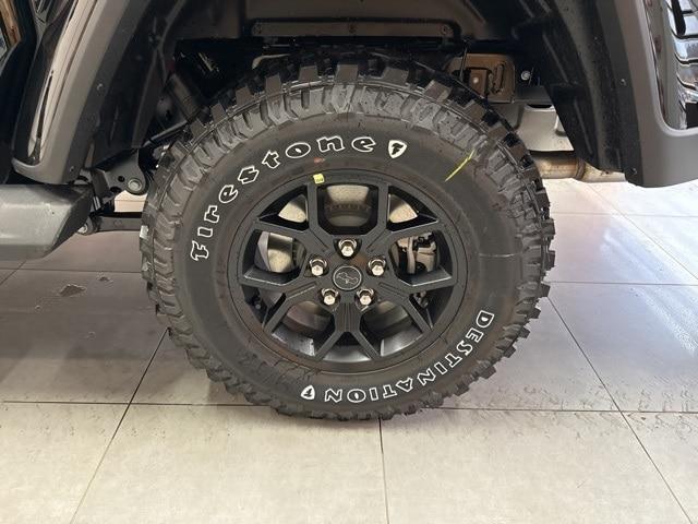 new 2025 Jeep Gladiator car, priced at $49,145