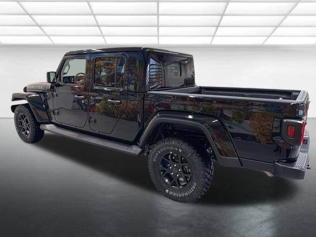 new 2025 Jeep Gladiator car, priced at $49,145