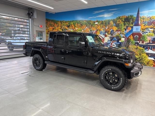 new 2025 Jeep Gladiator car, priced at $49,145