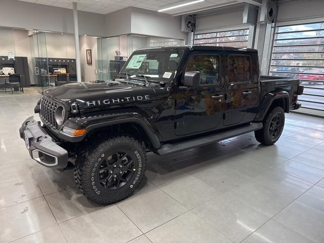 new 2025 Jeep Gladiator car, priced at $49,145