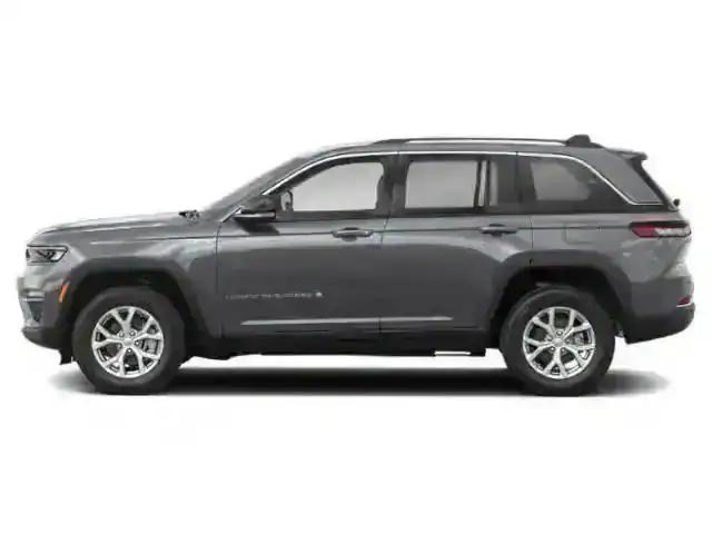 new 2025 Jeep Grand Cherokee car, priced at $46,035