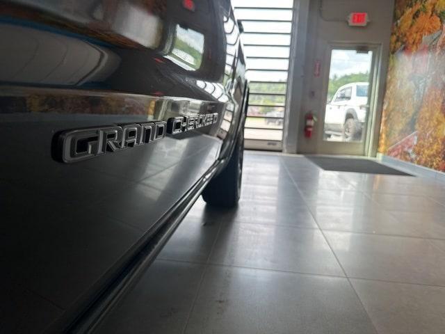used 2021 Jeep Grand Cherokee car, priced at $24,595