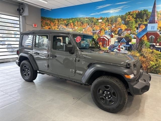 used 2019 Jeep Wrangler Unlimited car, priced at $27,499