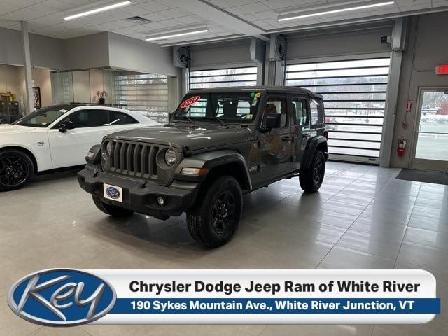 used 2019 Jeep Wrangler Unlimited car, priced at $27,499