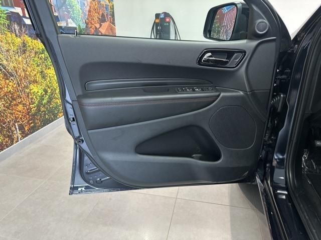 new 2025 Dodge Durango car, priced at $38,289
