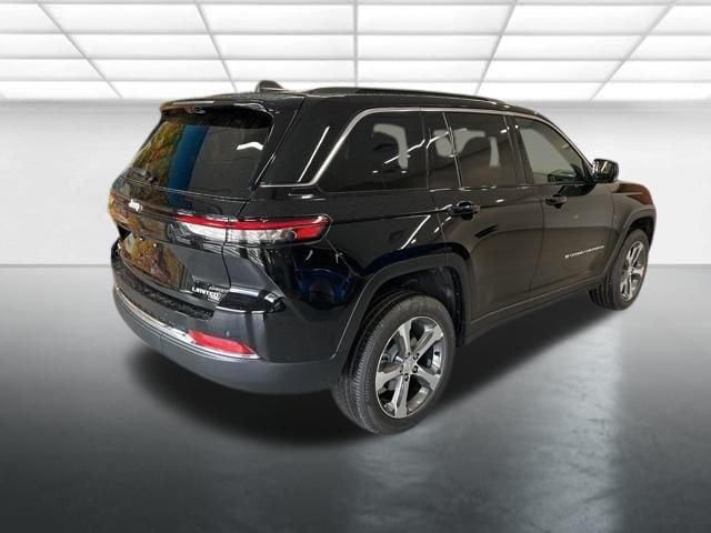 new 2025 Jeep Grand Cherokee car, priced at $48,310