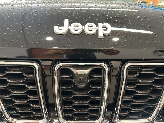 new 2025 Jeep Grand Cherokee car, priced at $49,310