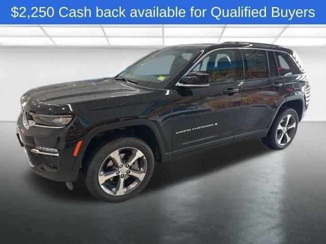 new 2025 Jeep Grand Cherokee car, priced at $48,310
