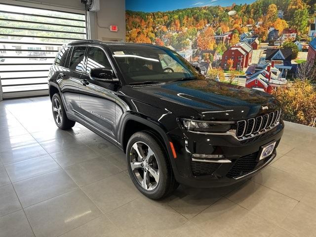 new 2025 Jeep Grand Cherokee car, priced at $49,310