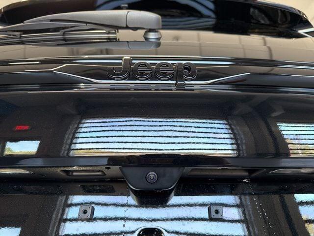 new 2025 Jeep Grand Cherokee car, priced at $44,125