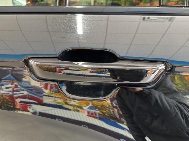 used 2023 Jeep Grand Cherokee L car, priced at $28,995