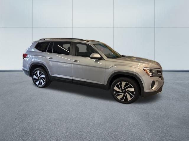 used 2024 Volkswagen Atlas car, priced at $27,099