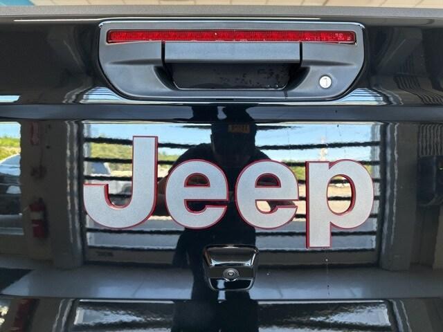 new 2025 Jeep Gladiator car, priced at $57,495
