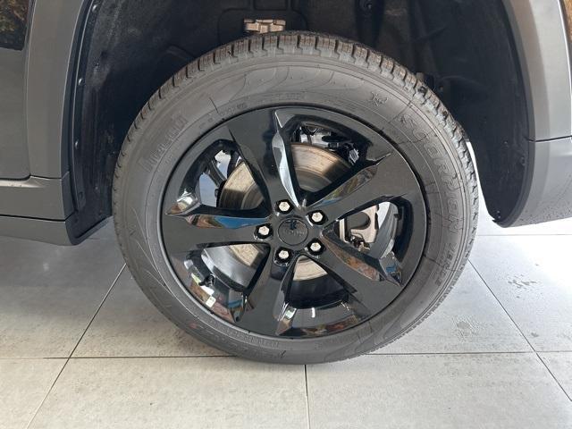 new 2025 Jeep Grand Cherokee L car, priced at $51,260