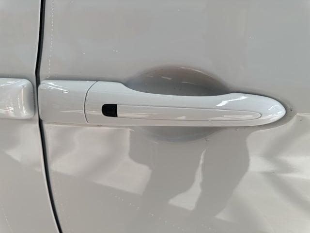 new 2025 Chrysler Pacifica car, priced at $44,515