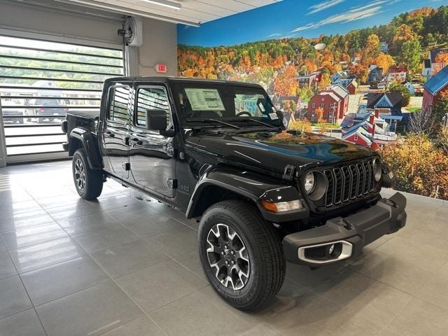 new 2025 Jeep Gladiator car, priced at $51,658
