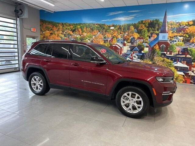 used 2023 Jeep Grand Cherokee car, priced at $30,495