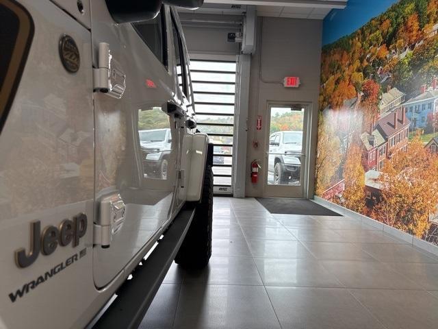 new 2025 Jeep Wrangler car, priced at $102,985