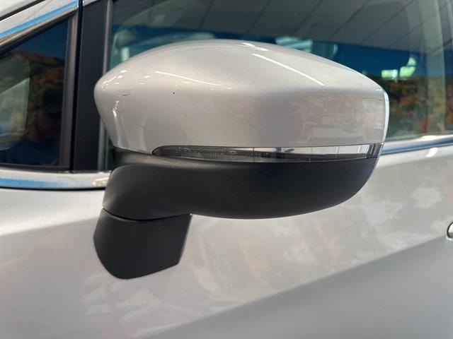 used 2023 Chrysler Pacifica car, priced at $23,450