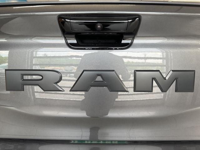 new 2025 Ram 1500 car, priced at $59,671