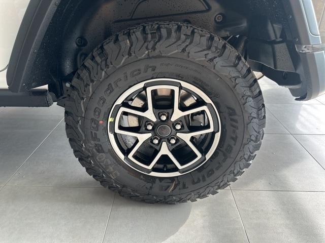 new 2025 Jeep Wrangler car, priced at $55,817