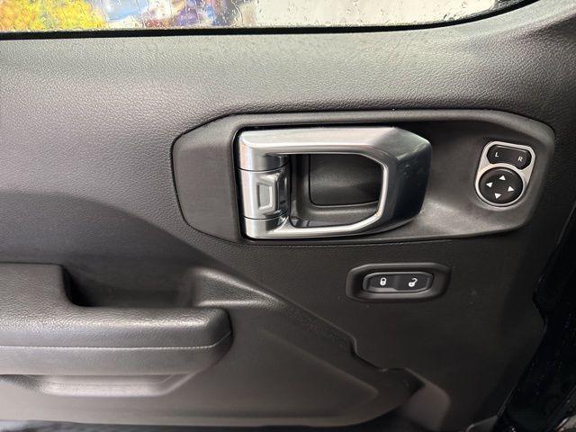 new 2026 Jeep Wrangler car, priced at $50,185