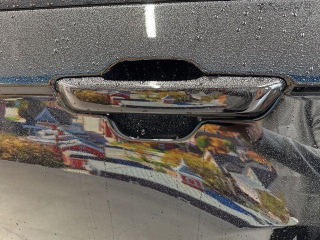 new 2025 Jeep Grand Cherokee car, priced at $45,120