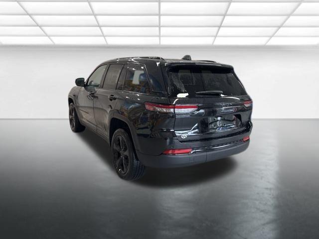 new 2025 Jeep Grand Cherokee car, priced at $45,120