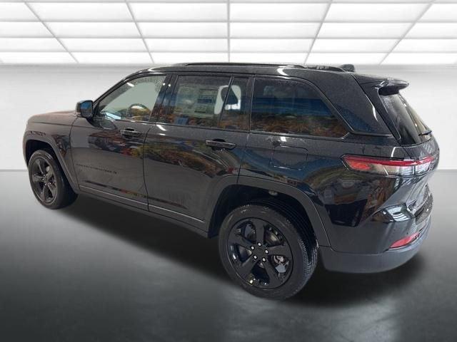 new 2025 Jeep Grand Cherokee car, priced at $45,120