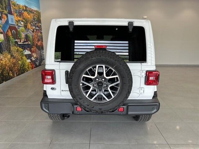 new 2025 Jeep Wrangler car, priced at $53,322