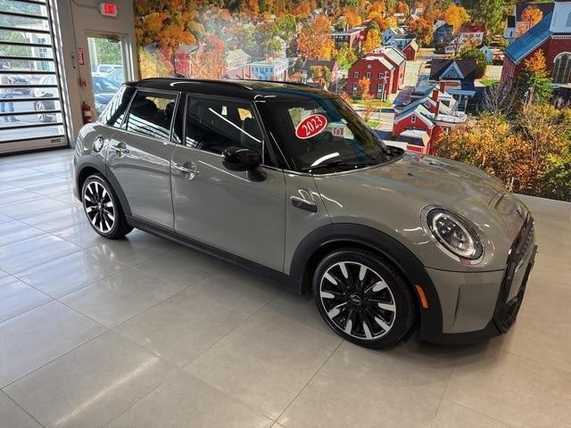 used 2023 MINI Hardtop car, priced at $22,995