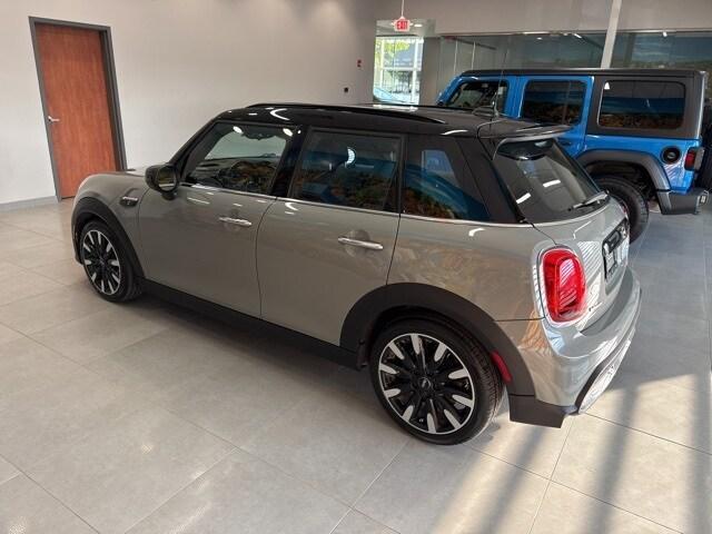 used 2023 MINI Hardtop car, priced at $22,495
