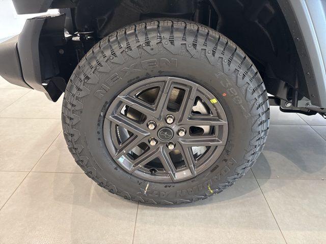 new 2026 Jeep Wrangler car, priced at $51,785
