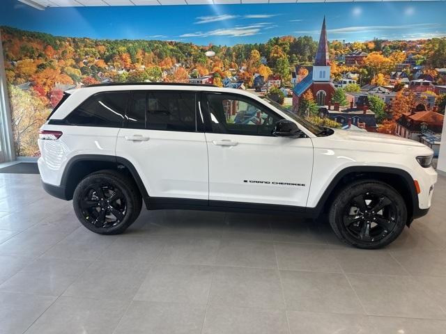 new 2025 Jeep Grand Cherokee car, priced at $48,451