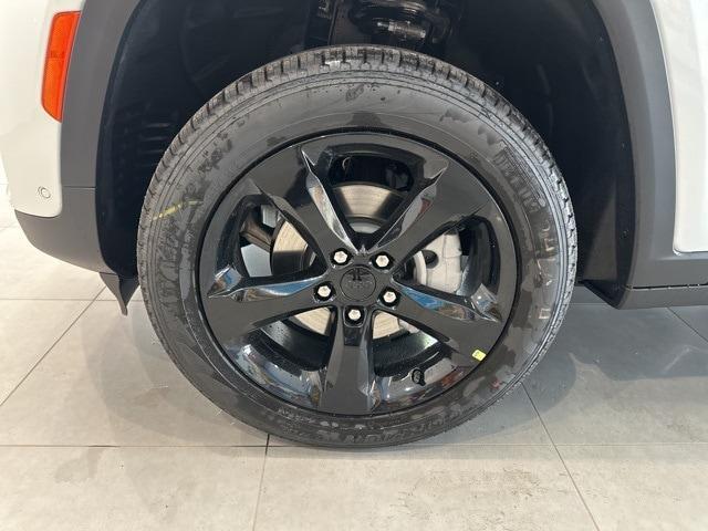 new 2025 Jeep Grand Cherokee car, priced at $49,815