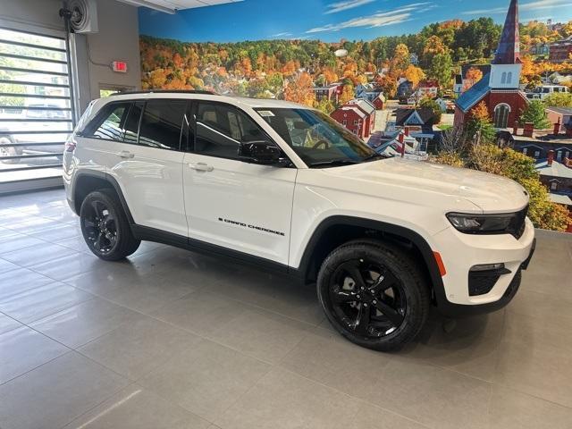 new 2025 Jeep Grand Cherokee car, priced at $48,451