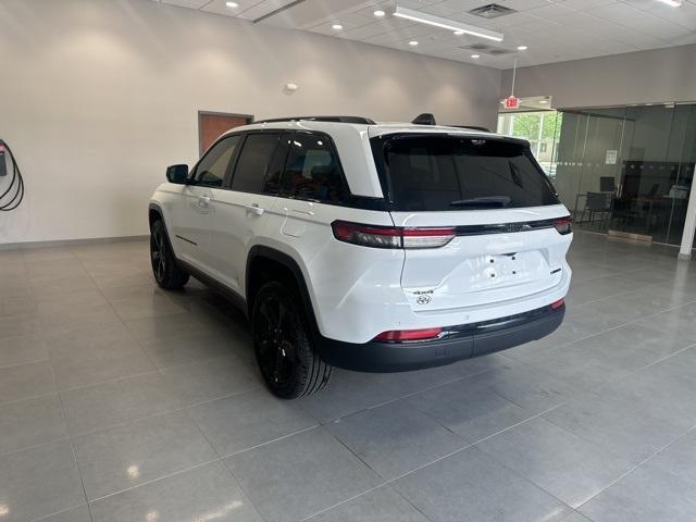 new 2025 Jeep Grand Cherokee car, priced at $48,451