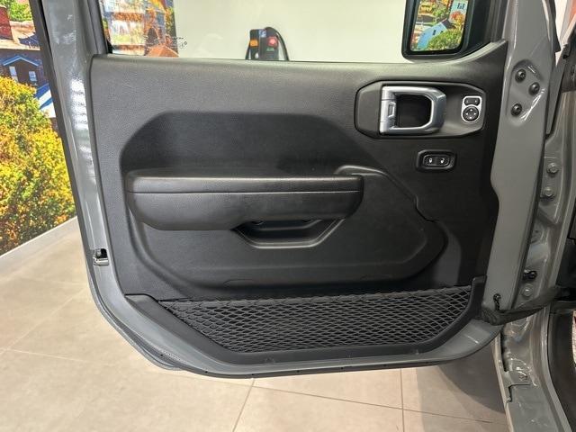 used 2021 Jeep Wrangler Unlimited car, priced at $31,995