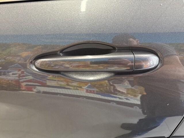 used 2022 Jeep Cherokee car, priced at $22,995