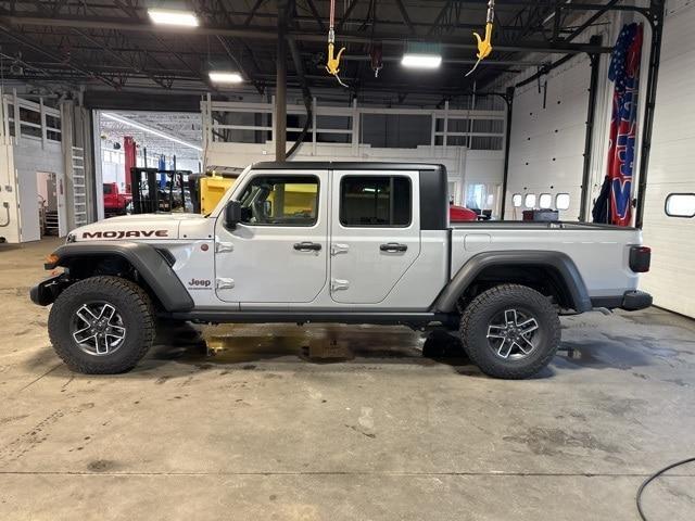 new 2024 Jeep Gladiator car, priced at $53,657