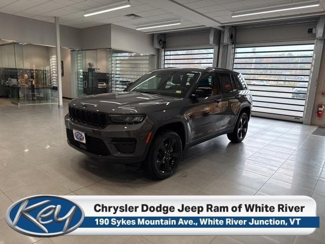 new 2025 Jeep Grand Cherokee car, priced at $43,125