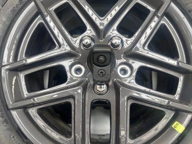 new 2025 Jeep Wrangler car, priced at $44,730